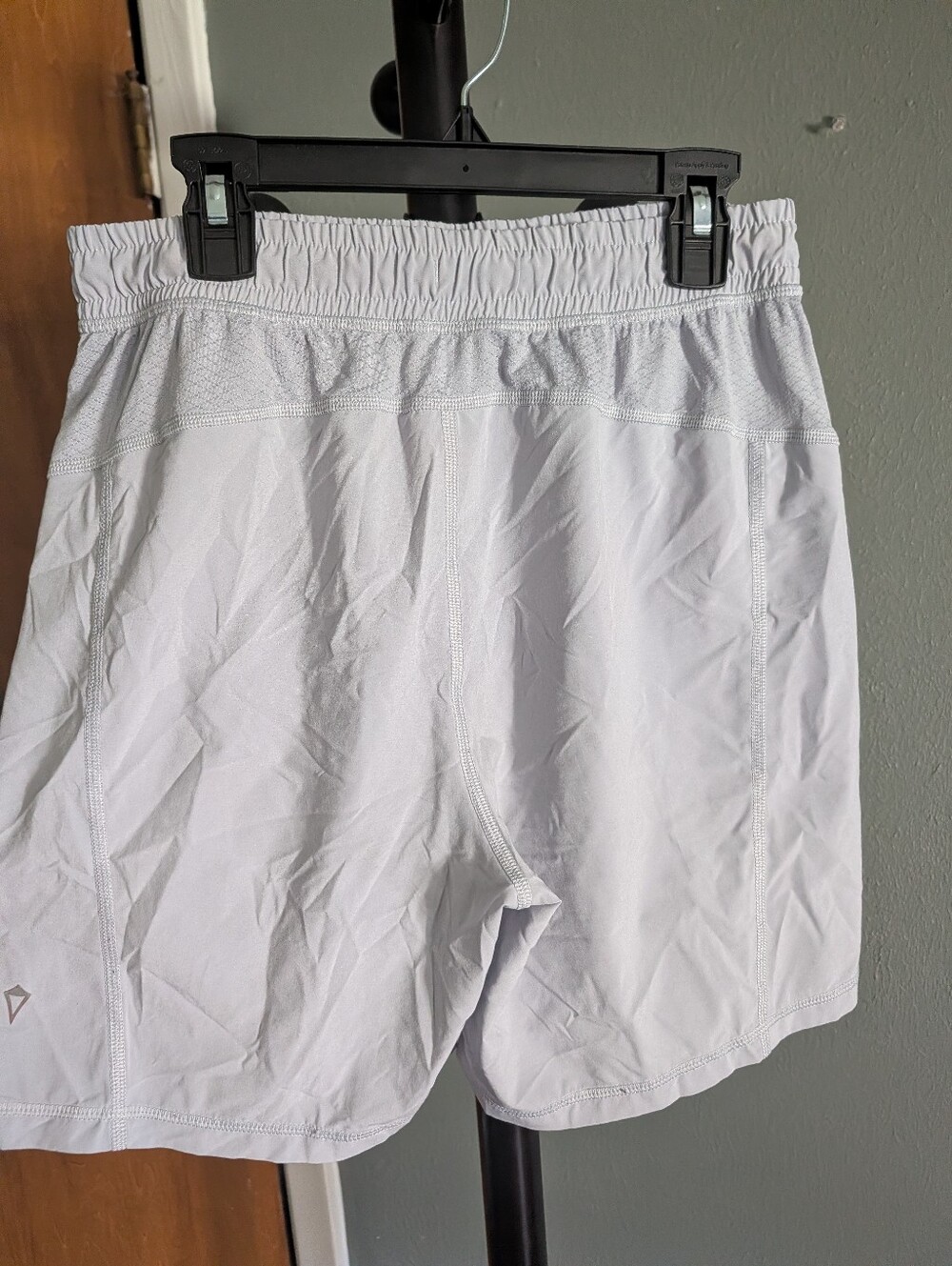 Ivivva Girl Gray Athletic Short - Comfortable Activewear - Picture 2 of 3